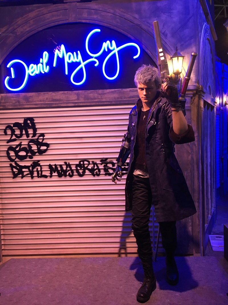 Illustration for article titled Close Up With A Life-Sized Nero From Devil May Cry 5